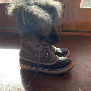 Sorel Joan of Arctic snowboots